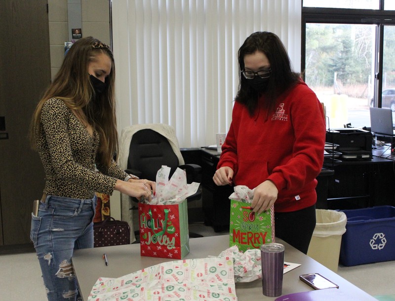 Students wrap packages